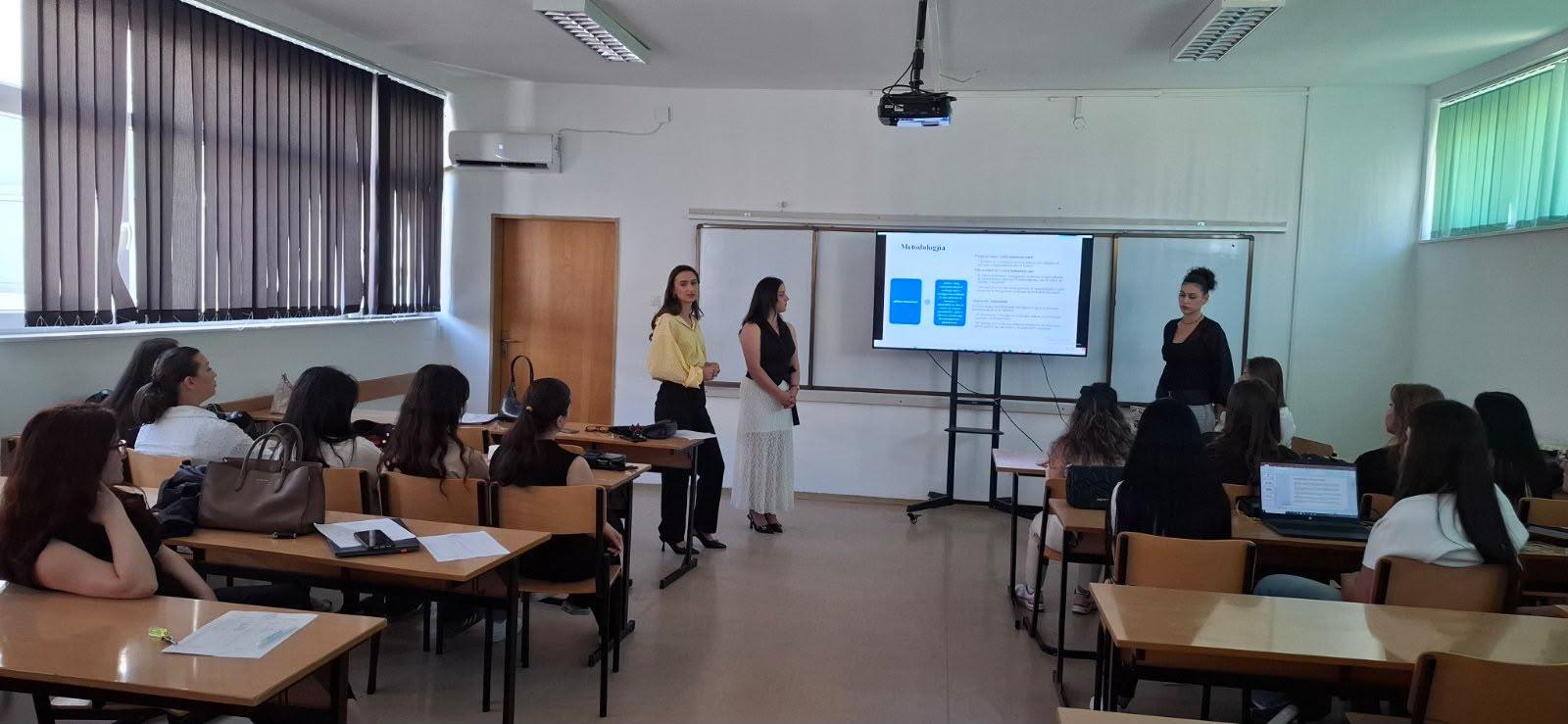 Prezanitmet e rezultateve kërkimore të studentëve të grupit parashkollor në kuadër të lëndës Bazat e Hulumtimit në Edukim.